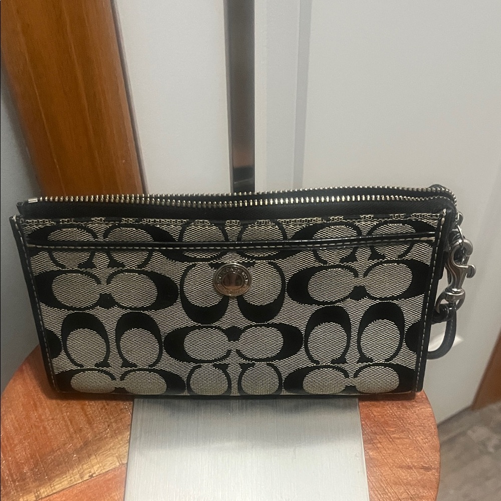Coach Black and Cream Wallet